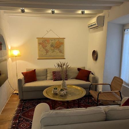 Appartement Town House With Roof Terrace - Old Town à Marbellac Extérieur photo