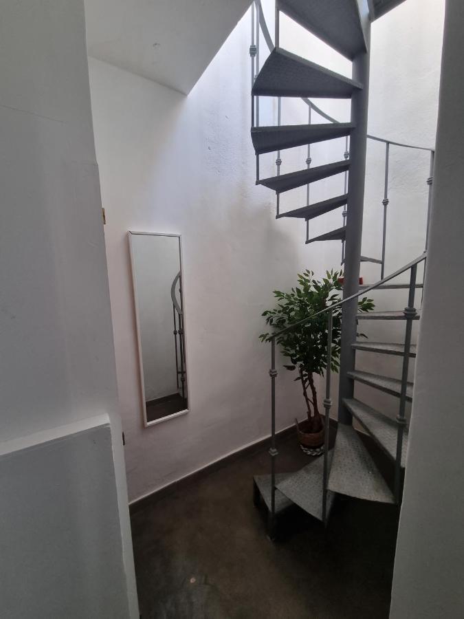 Appartement Town House With Roof Terrace - Old Town à Marbellac Extérieur photo